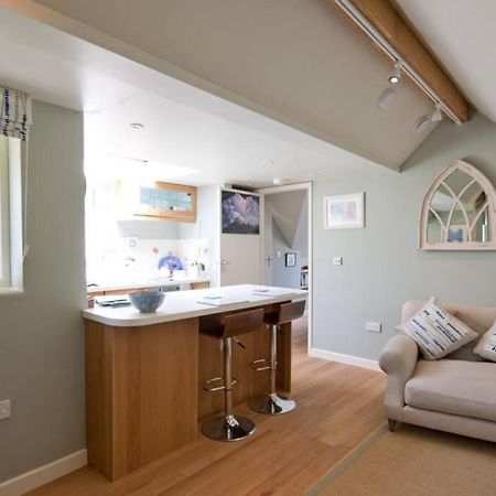 Bentley Rise Apartment Лайм Риджис Екстериор снимка