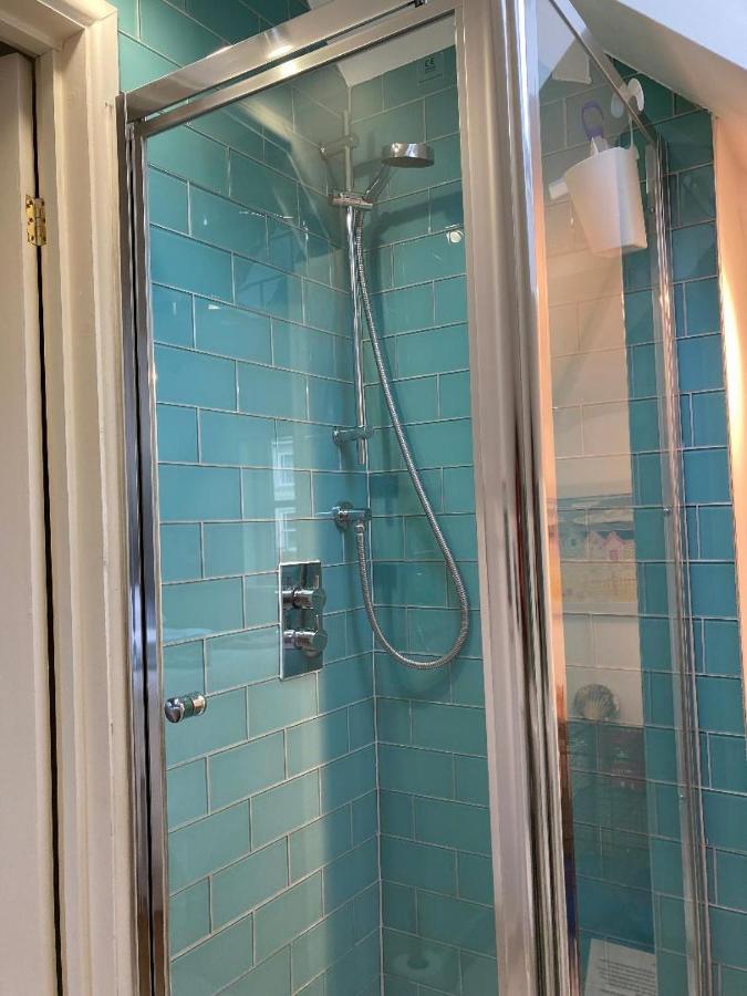 Bentley Rise Apartment Лайм Риджис Екстериор снимка